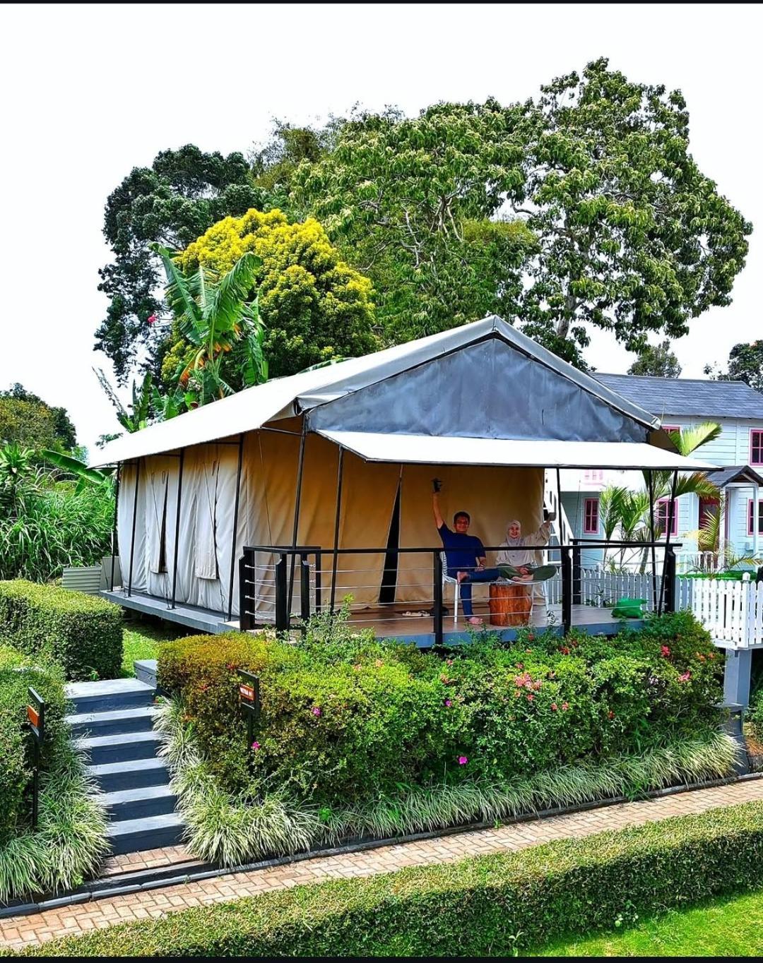 Trizara Resorts - Glam Camping Lembang Eksteriør billede