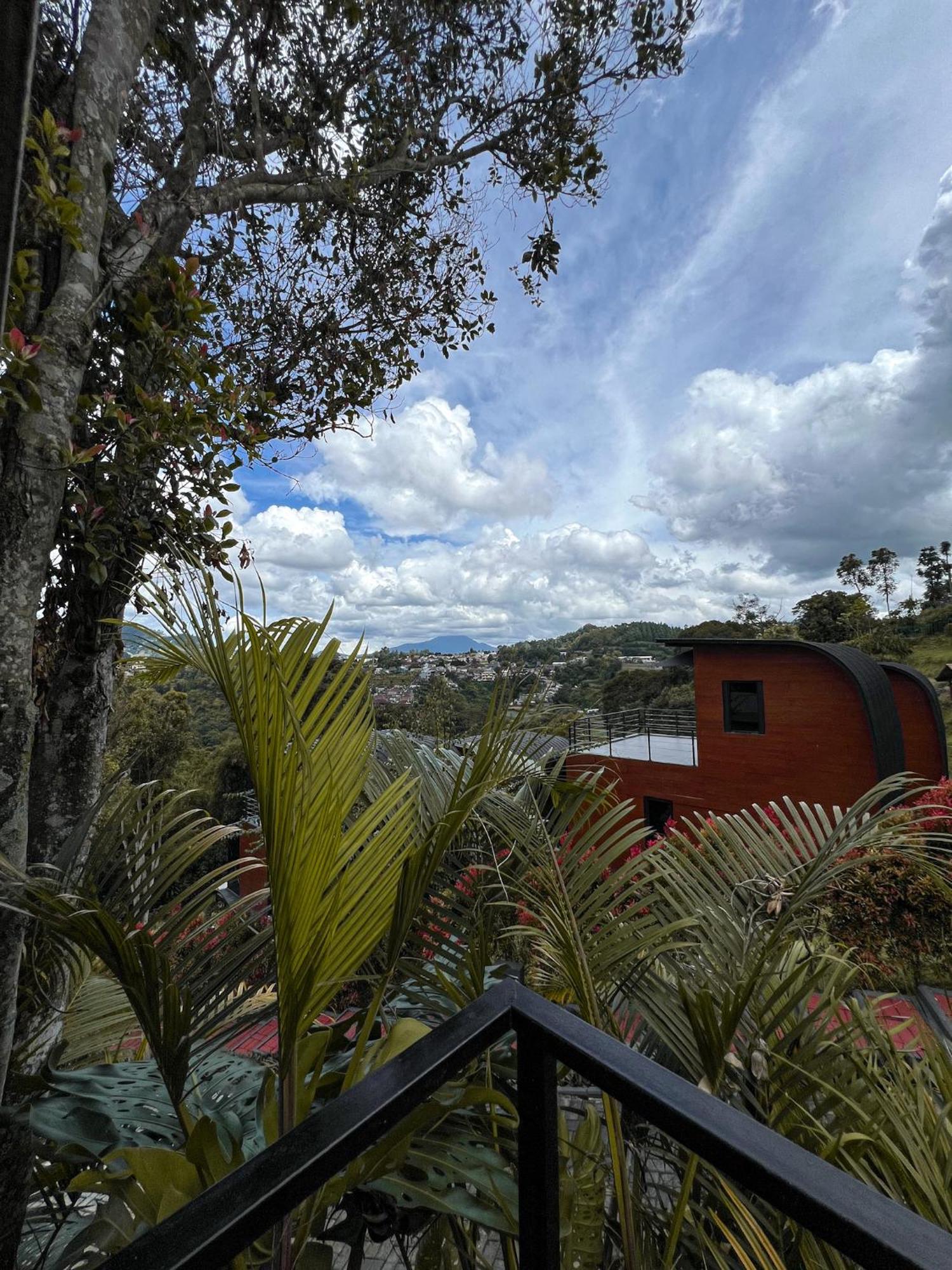 Trizara Resorts - Glam Camping Lembang Eksteriør billede