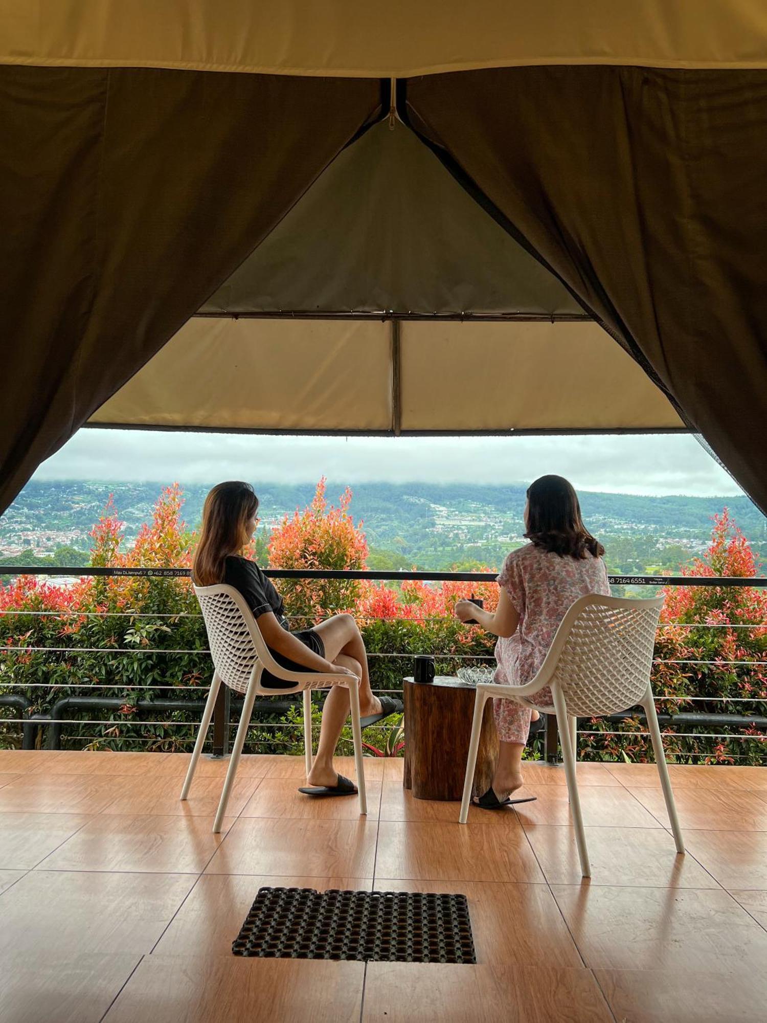 Trizara Resorts - Glam Camping Lembang Eksteriør billede