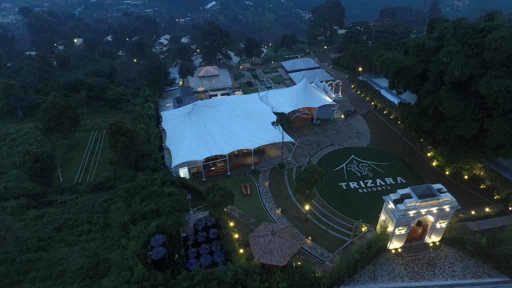 Trizara Resorts - Glam Camping Lembang Eksteriør billede